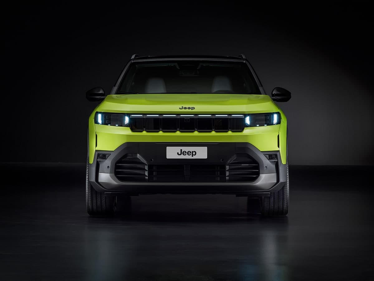 2026 Yeni Jeep Compass ön görünüm